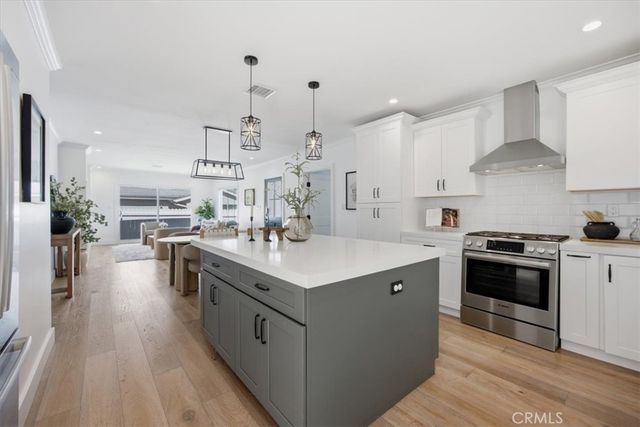2420 Robinson Street, Redondo Beach, CA 90278
