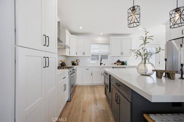2420 Robinson Street, Redondo Beach, CA 90278