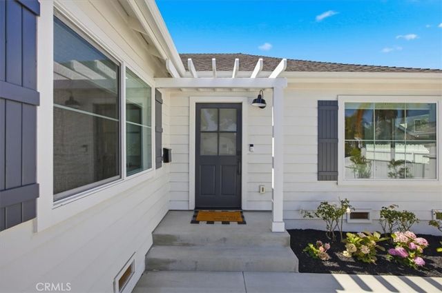 2420 Robinson Street, Redondo Beach, CA 90278