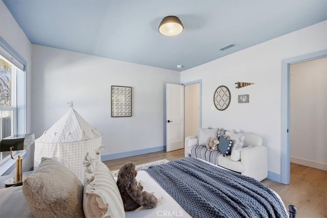 2420 Robinson Street, Redondo Beach, CA 90278
