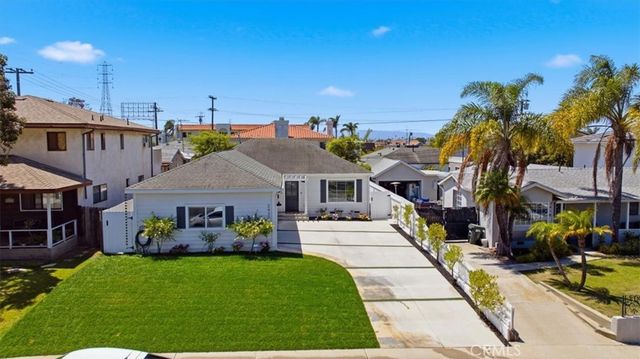 2420 Robinson Street, Redondo Beach, CA 90278
