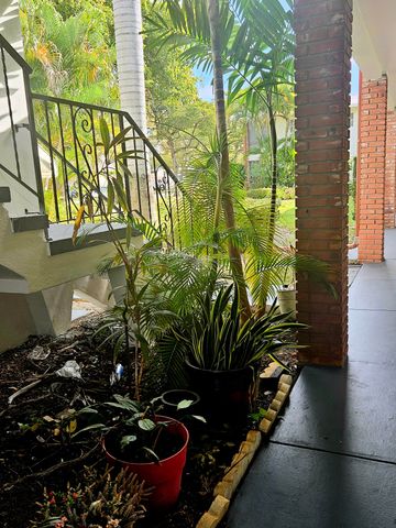 3700 Harrison Street 8a, Hollywood, FL 33021