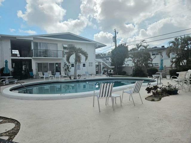 3700 Harrison Street 8a, Hollywood, FL 33021