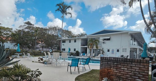 3700 Harrison Street 8a, Hollywood, FL 33021