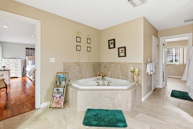 407 Mower Street, Worcester, MA 02322