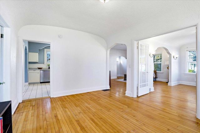 115 6th Avenue, Baraboo, WI 53913