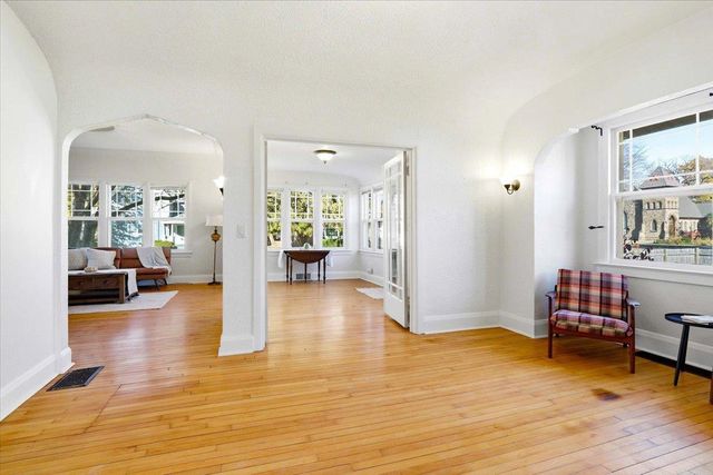 115 6th Avenue, Baraboo, WI 53913