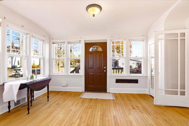 115 6th Avenue, Baraboo, WI 53913