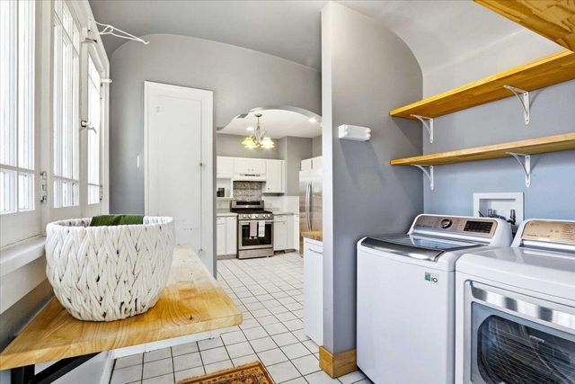 115 6th Avenue, Baraboo, WI 53913