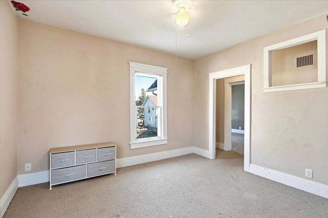 115 6th Avenue, Baraboo, WI 53913