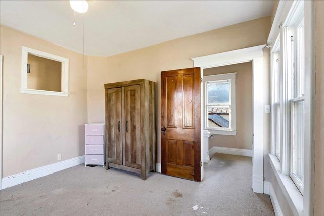 115 6th Avenue, Baraboo, WI 53913