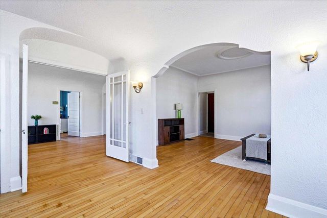 115 6th Avenue, Baraboo, WI 53913