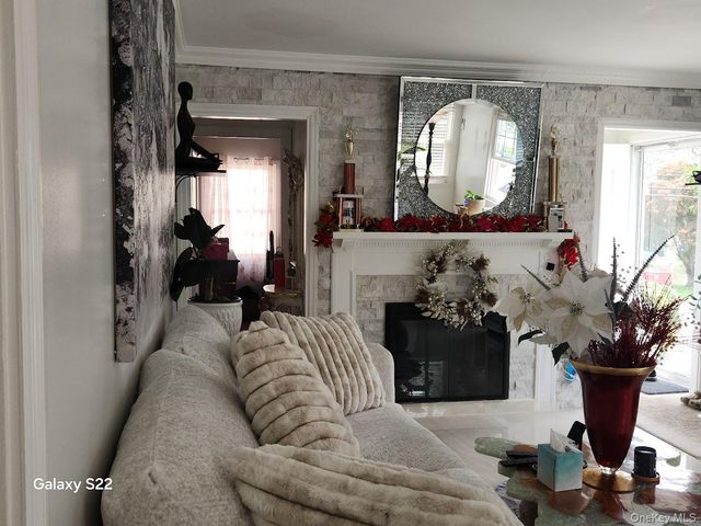 46 Randolph Rd, White Plains, NY 10607