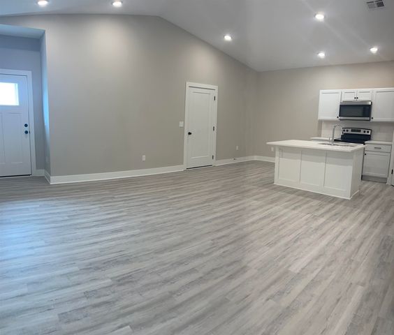 12942 E Blake St, Wichita, KS 67230