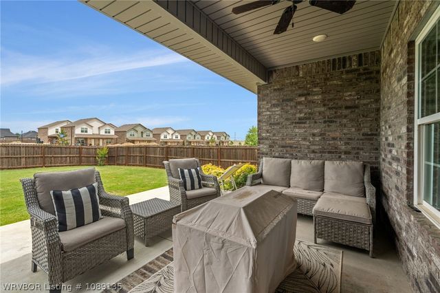 9101 Kayhill Place, Fort Smith, AR 72916
