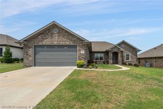 9101 Kayhill Place, Fort Smith, AR 72916
