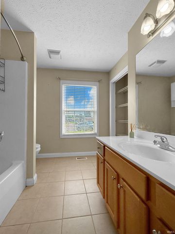 7740 Miranda Drive, Evansville, IN 47711