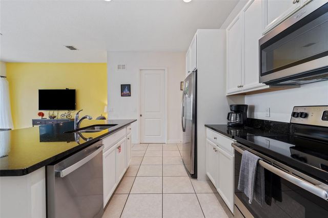 318 CAPTIVA DRIVE, Davenport, FL 33896