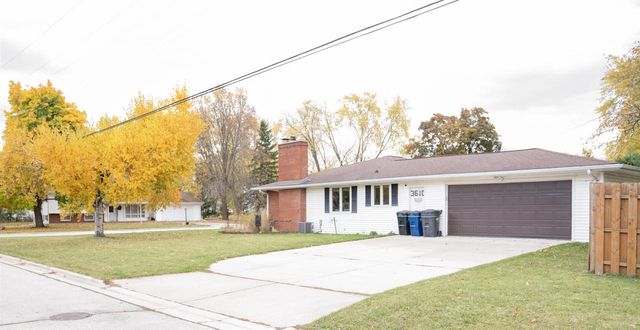 3610 SUNNYSLOPE STREET, Green Bay, WI 54301