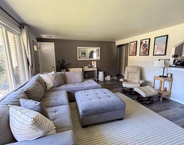 3610 SUNNYSLOPE STREET, Green Bay, WI 54301