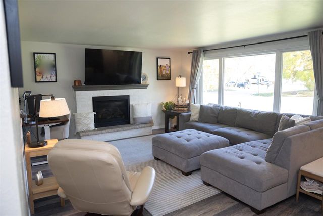 3610 SUNNYSLOPE STREET, Green Bay, WI 54301