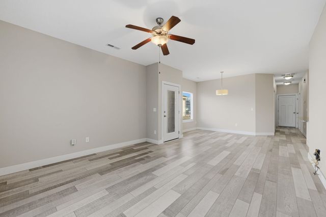 8110-8112 E 34th Ct S, Wichita, KS 67210