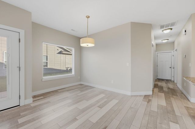 8110-8112 E 34th Ct S, Wichita, KS 67210