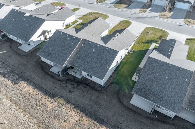 8110-8112 E 34th Ct S, Wichita, KS 67210