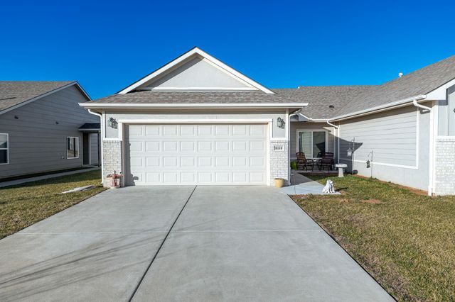 8110-8112 E 34th Ct S, Wichita, KS 67210