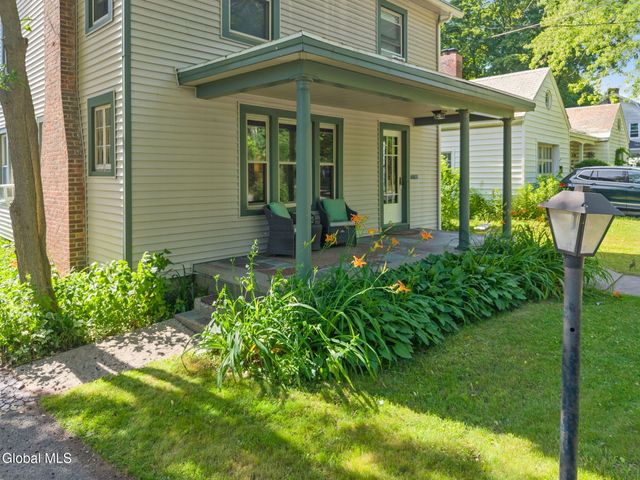 1045 Balltown Road, Niskayuna, NY 12309