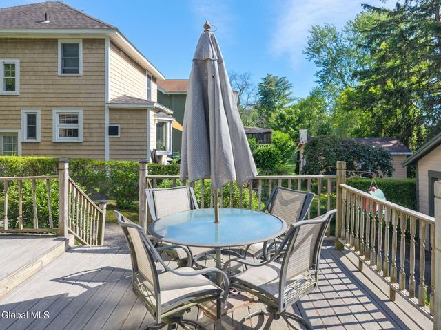 1045 Balltown Road, Niskayuna, NY 12309