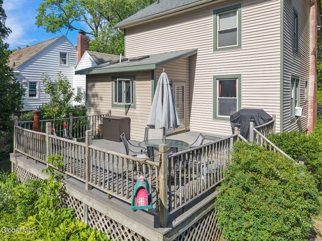 1045 Balltown Road, Niskayuna, NY 12309