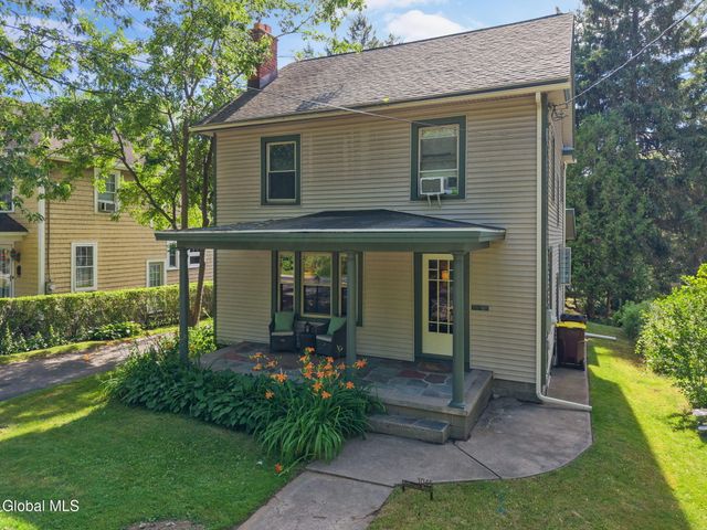 1045 Balltown Road, Niskayuna, NY 12309