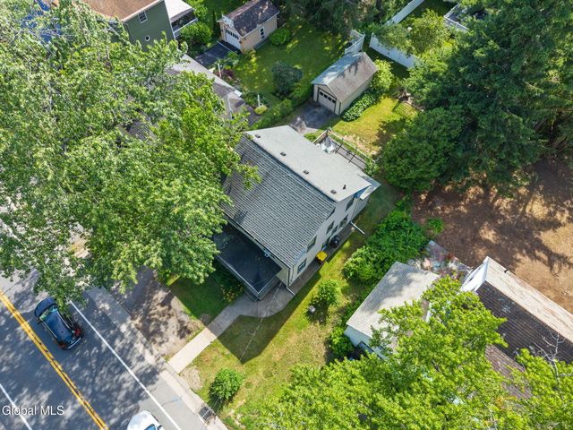 1045 Balltown Road, Niskayuna, NY 12309