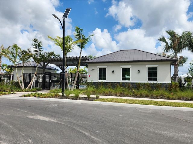 10353 SCARLET SKIMMER DRIVE, Riverview, FL 33578