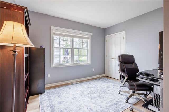 31 Captiva Crossing, Perinton, NY 14450