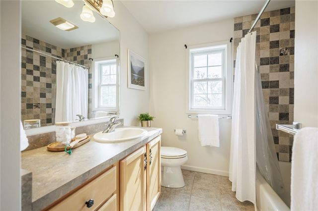 31 Captiva Crossing, Perinton, NY 14450
