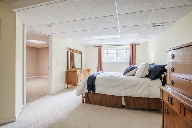 31 Captiva Crossing, Perinton, NY 14450