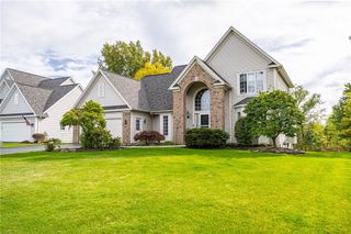 31 Captiva Crossing, Perinton, NY 14450