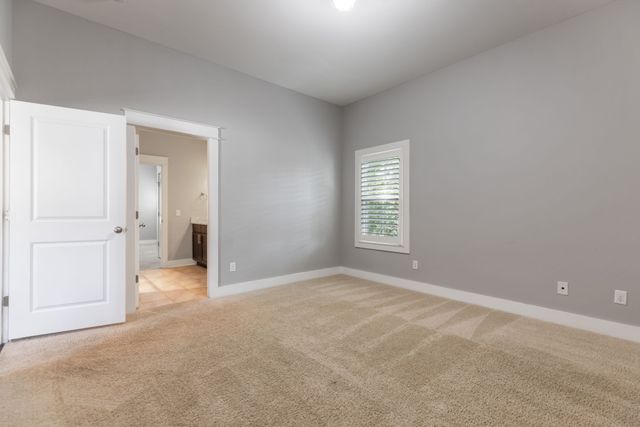 908B Gale Ln, Nashville, TN 37204