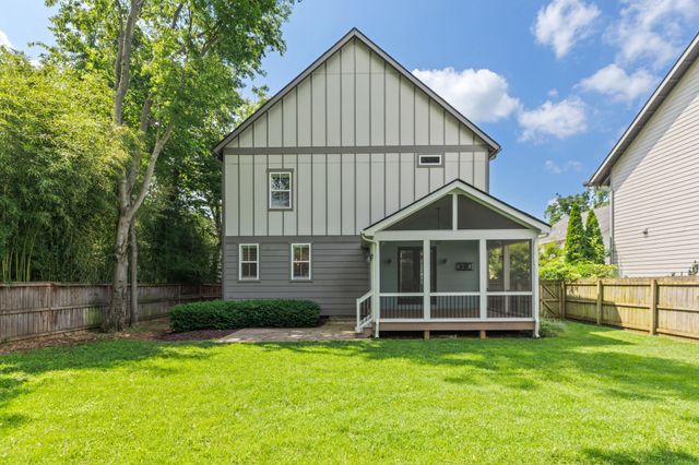 908B Gale Ln, Nashville, TN 37204