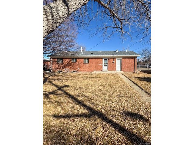 489 Toledo, Aurora, CO 80011