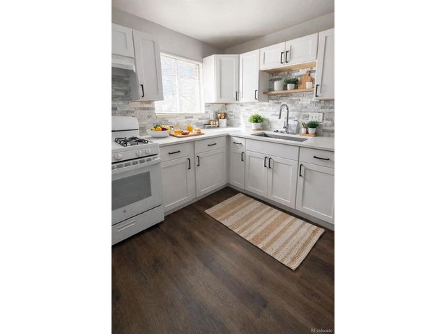 489 Toledo, Aurora, CO 80011