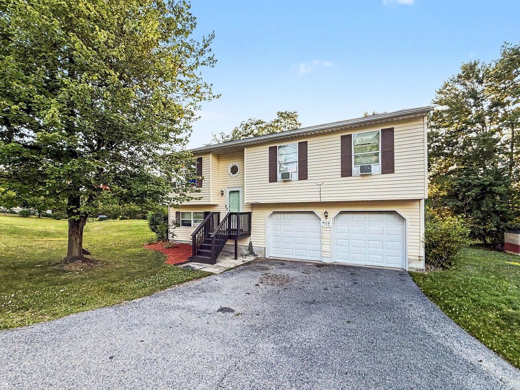 4410 CARLISLE RD, Gardners, PA 17324