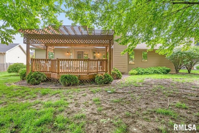 2013 Redlands Drive, Springfield, IL 62711