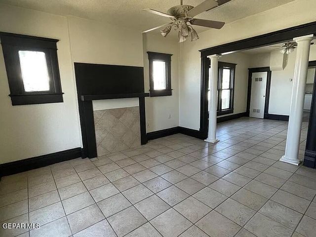 3215 WYOMING Avenue, El Paso, TX 79903