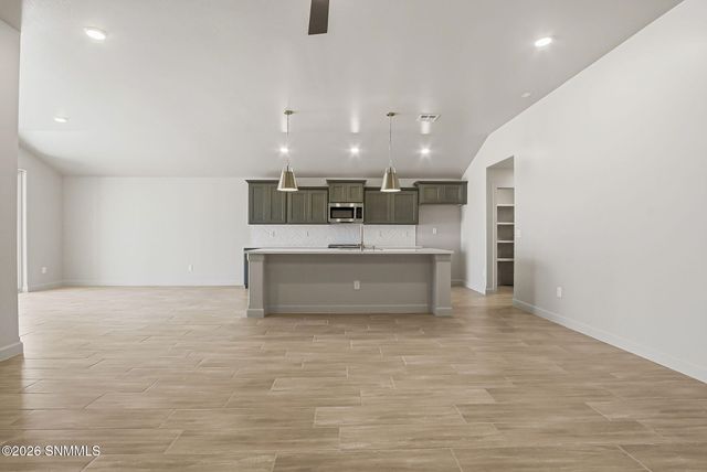 7354 Sentinel Avenue, Las Cruces, NM 88012