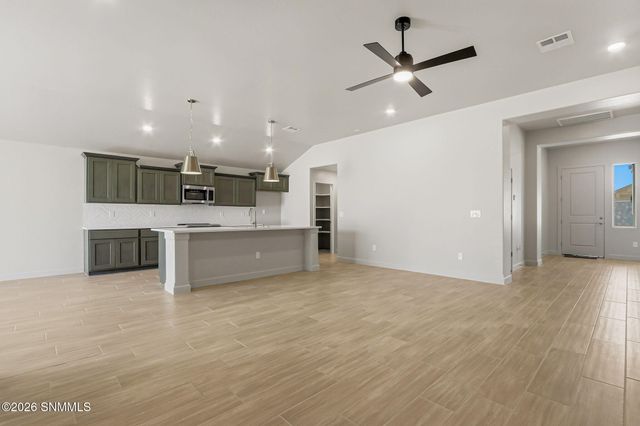 7354 Sentinel Avenue, Las Cruces, NM 88012