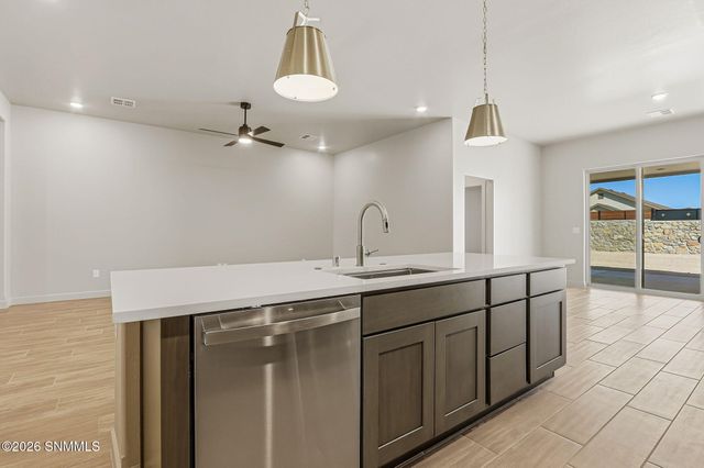 7354 Sentinel Avenue, Las Cruces, NM 88012