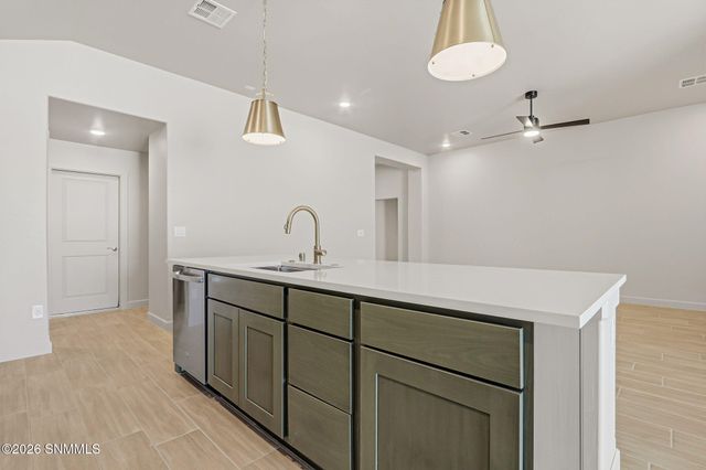 7354 Sentinel Avenue, Las Cruces, NM 88012